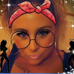 Meet your Posher, Alisha